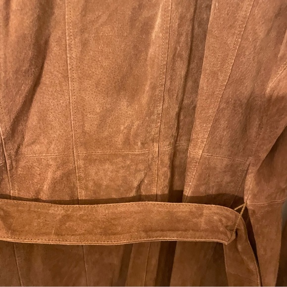 Dennis Basso Brown Trench Coat with Plush Fabric and Belted Waist - Picture 10 of 16